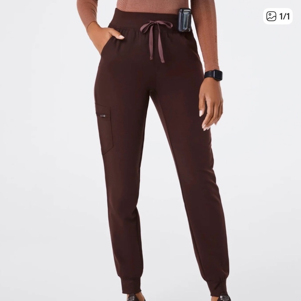 FIGS High-Waisted Zamora Jogger Scrub Pants Espresso